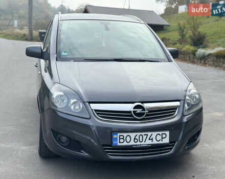 Опель Зафира 2011 в Тернополе на Automoto.ua Серый Опель Зафира, объемом двигателя 1.69 л и пробегом 220 тыс. км за 6500 $, фото 12 на Automoto.ua