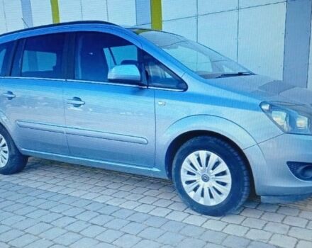 Серый Опель Зафира, объемом двигателя 1.8 л и пробегом 191 тыс. км за 9000 $, фото 1 на Automoto.ua