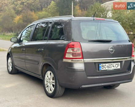 Опель Зафира 2011 в Тернополе на Automoto.ua Серый Опель Зафира, объемом двигателя 1.69 л и пробегом 220 тыс. км за 6500 $, фото 55 на Automoto.ua