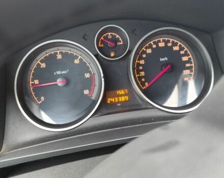 Серый Опель Зафира, объемом двигателя 0 л и пробегом 243 тыс. км за 6300 $, фото 4 на Automoto.ua