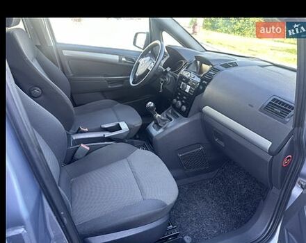 Сірий Опель Зафіра, об'ємом двигуна 1.7 л та пробігом 250 тис. км за 7600 $, фото 5 на Automoto.ua