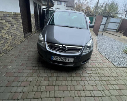 Серый Опель Зафира, объемом двигателя 1.7 л и пробегом 200 тыс. км за 7650 $, фото 1 на Automoto.ua