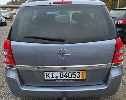 Серый Опель Зафира, объемом двигателя 1.6 л и пробегом 167 тыс. км за 7300 $, фото 6 на Automoto.ua