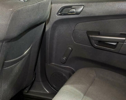 Серый Опель Зафира, объемом двигателя 1.6 л и пробегом 185 тыс. км за 7200 $, фото 8 на Automoto.ua