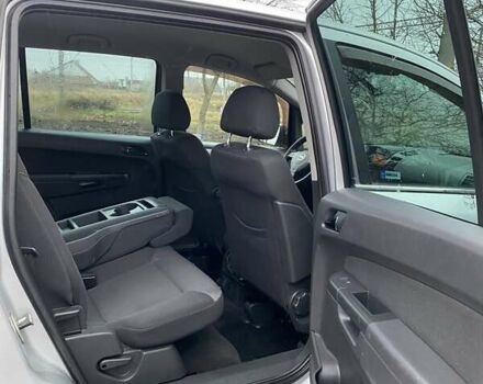 Серый Опель Зафира, объемом двигателя 1.7 л и пробегом 213 тыс. км за 6850 $, фото 29 на Automoto.ua