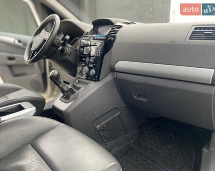 Сірий Опель Зафіра, об'ємом двигуна 1.7 л та пробігом 238 тис. км за 8000 $, фото 33 на Automoto.ua