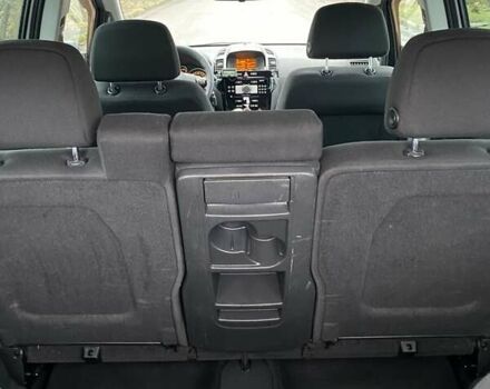 Серый Опель Зафира, объемом двигателя 1.7 л и пробегом 213 тыс. км за 6850 $, фото 33 на Automoto.ua