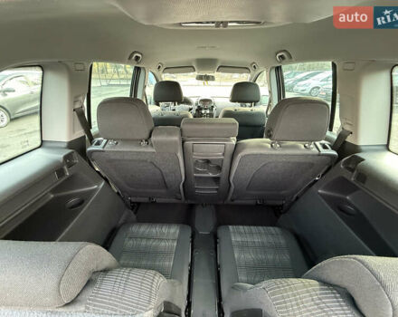 Серый Опель Зафира, объемом двигателя 1.8 л и пробегом 190 тыс. км за 7799 $, фото 17 на Automoto.ua