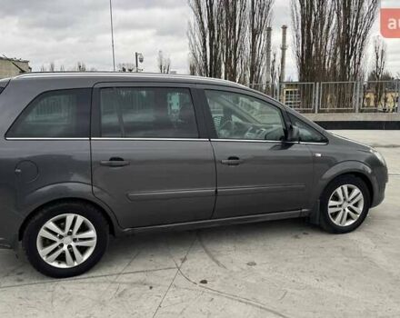 Серый Опель Зафира, объемом двигателя 1.7 л и пробегом 321 тыс. км за 6990 $, фото 5 на Automoto.ua