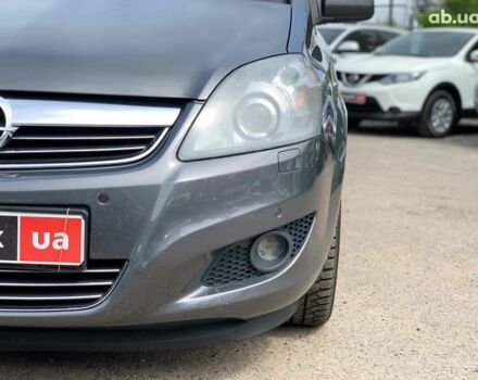 Серый Опель Зафира, объемом двигателя 1.7 л и пробегом 218 тыс. км за 8790 $, фото 8 на Automoto.ua