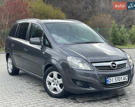 Опель Зафира 2011 в Турке на Automoto.ua Серый Опель Зафира, объемом двигателя 1.69 л и пробегом 204 тыс. км за 5500 $, фото 9 на Automoto.ua
