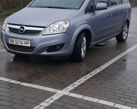 Серый Опель Зафира, объемом двигателя 1.7 л и пробегом 310 тыс. км за 6500 $, фото 1 на Automoto.ua