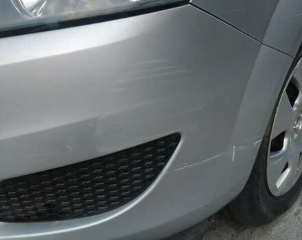 Серый Опель Зафира, объемом двигателя 1.6 л и пробегом 154 тыс. км за 6400 $, фото 14 на Automoto.ua