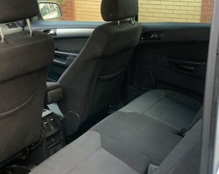 Серый Опель Зафира, объемом двигателя 1.8 л и пробегом 221 тыс. км за 5899 $, фото 47 на Automoto.ua