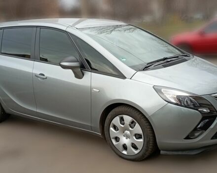 Серый Опель Зафира, объемом двигателя 1.4 л и пробегом 119 тыс. км за 7800 $, фото 2 на Automoto.ua