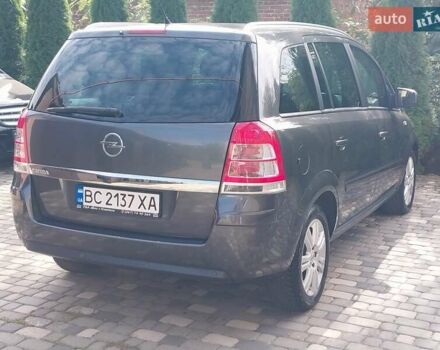 Серый Опель Зафира, объемом двигателя 1.8 л и пробегом 150 тыс. км за 7500 $, фото 12 на Automoto.ua