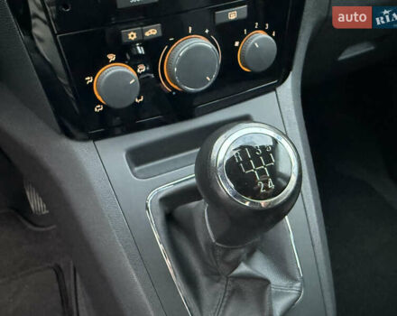 Опель Зафіра 2011 у Тернополі на Automoto.ua Сірий Опель Зафіра, об'ємом двигуна 1.6 л та пробігом 233 тис. км за 7400 $, фото 27 на Automoto.ua