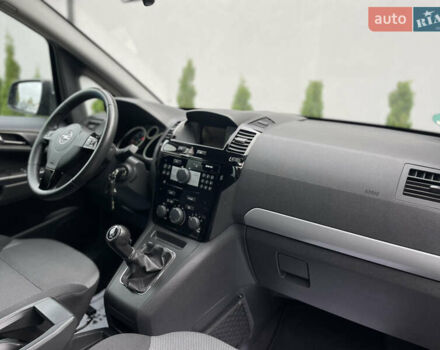 Опель Зафира 2011 в Дрогобыче на Automoto.ua Серый Опель Зафира, объемом двигателя 1.7 л и пробегом 205 тыс. км за 8299 $, фото 58 на Automoto.ua