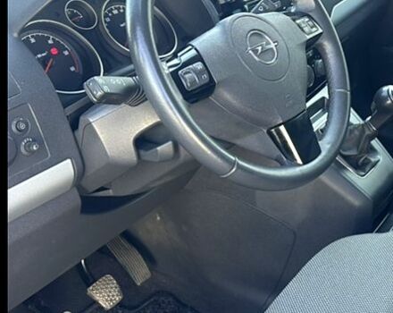 Сірий Опель Зафіра, об'ємом двигуна 1.7 л та пробігом 250 тис. км за 7600 $, фото 1 на Automoto.ua