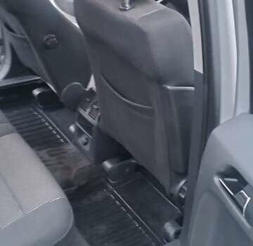 Серый Опель Зафира, объемом двигателя 1.6 л и пробегом 234 тыс. км за 7650 $, фото 7 на Automoto.ua