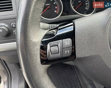 Опель Зафира 2011 в Виннице на Automoto.ua Серый Опель Зафира, объемом двигателя 1.6 л и пробегом 191 тыс. км за 6999 $, фото 31 на Automoto.ua