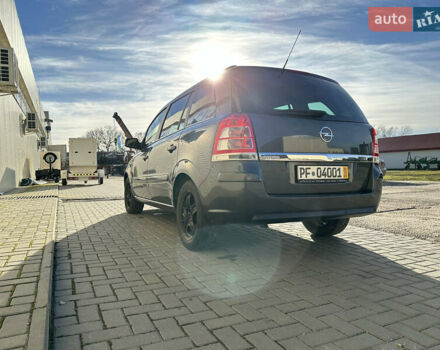 Сірий Опель Зафіра, об'ємом двигуна 1.8 л та пробігом 190 тис. км за 7200 $, фото 8 на Automoto.ua