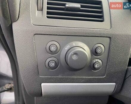 Серый Опель Зафира, объемом двигателя 1.7 л и пробегом 271 тыс. км за 7000 $, фото 15 на Automoto.ua