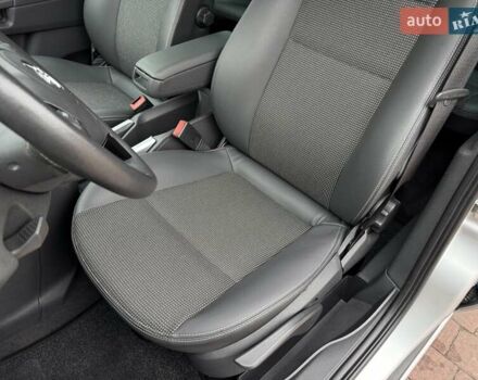 Серый Опель Зафира, объемом двигателя 1.7 л и пробегом 229 тыс. км за 8399 $, фото 79 на Automoto.ua