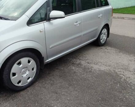 Серый Опель Зафира, объемом двигателя 1.6 л и пробегом 191 тыс. км за 6700 $, фото 8 на Automoto.ua