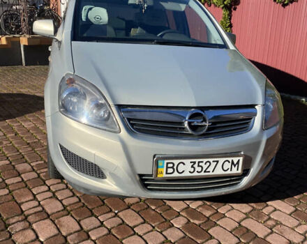 Серый Опель Зафира, объемом двигателя 1.8 л и пробегом 189 тыс. км за 7600 $, фото 1 на Automoto.ua