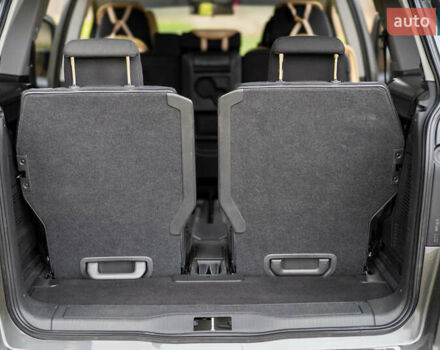 Сірий Опель Зафіра, об'ємом двигуна 1.8 л та пробігом 186 тис. км за 7750 $, фото 10 на Automoto.ua