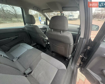 Сірий Опель Зафіра, об'ємом двигуна 1.8 л та пробігом 215 тис. км за 7800 $, фото 36 на Automoto.ua