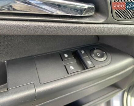 Сірий Опель Зафіра, об'ємом двигуна 1.7 л та пробігом 271 тис. км за 7000 $, фото 10 на Automoto.ua