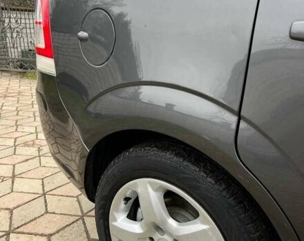 Серый Опель Зафира, объемом двигателя 1.7 л и пробегом 212 тыс. км за 6400 $, фото 35 на Automoto.ua