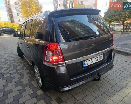 Опель Зафира 2011 в Ивано-Франковске на Automoto.ua Серый Опель Зафира, объемом двигателя 1.7 л и пробегом 261 тыс. км за 7950 $, фото 51 на Automoto.ua