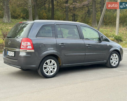 Опель Зафира 2011 в Тернополе на Automoto.ua Серый Опель Зафира, объемом двигателя 1.69 л и пробегом 220 тыс. км за 6500 $, фото 34 на Automoto.ua