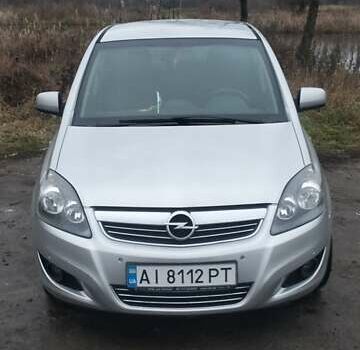 Серый Опель Зафира, объемом двигателя 1.6 л и пробегом 234 тыс. км за 7650 $, фото 6 на Automoto.ua