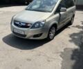 Серый Опель Зафира, объемом двигателя 1.8 л и пробегом 230 тыс. км за 7400 $, фото 1 на Automoto.ua