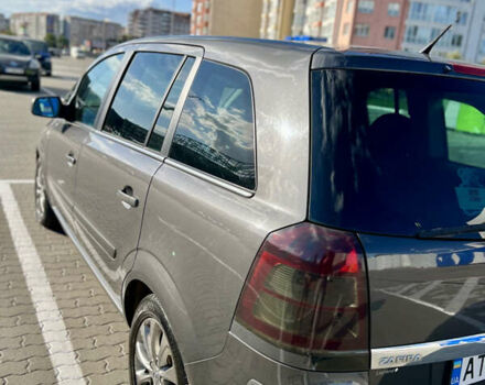 Серый Опель Зафира, объемом двигателя 1.7 л и пробегом 212 тыс. км за 6500 $, фото 8 на Automoto.ua