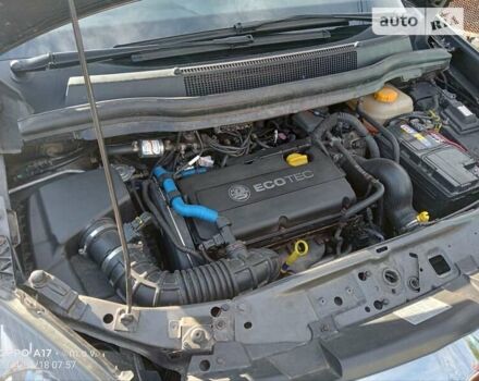 Серый Опель Зафира, объемом двигателя 1.6 л и пробегом 200 тыс. км за 7799 $, фото 21 на Automoto.ua