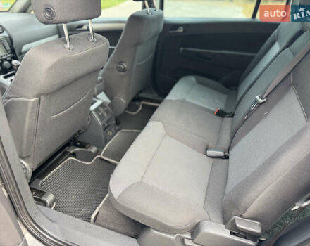 Опель Зафира 2011 в Тернополе на Automoto.ua Серый Опель Зафира, объемом двигателя 1.69 л и пробегом 220 тыс. км за 6500 $, фото 102 на Automoto.ua