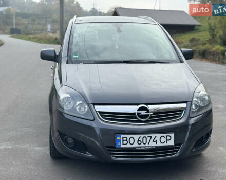 Опель Зафира 2011 в Тернополе на Automoto.ua Серый Опель Зафира, объемом двигателя 1.69 л и пробегом 220 тыс. км за 6500 $, фото 11 на Automoto.ua
