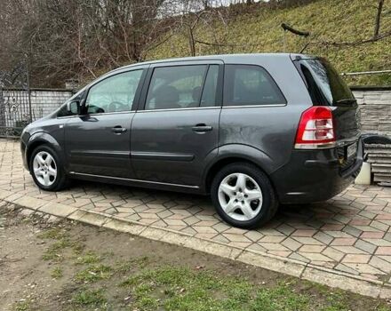 Серый Опель Зафира, объемом двигателя 1.7 л и пробегом 212 тыс. км за 6400 $, фото 26 на Automoto.ua