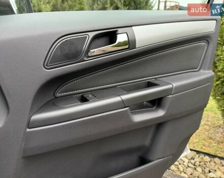 Серый Опель Зафира, объемом двигателя 1.7 л и пробегом 229 тыс. км за 8399 $, фото 116 на Automoto.ua