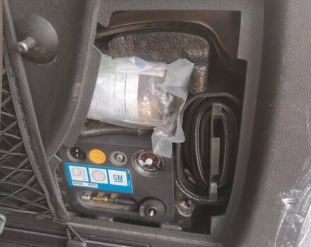 Серый Опель Зафира, объемом двигателя 1.6 л и пробегом 154 тыс. км за 6400 $, фото 1 на Automoto.ua