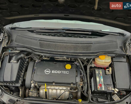 Сірий Опель Зафіра, об'ємом двигуна 1.8 л та пробігом 186 тис. км за 7750 $, фото 27 на Automoto.ua