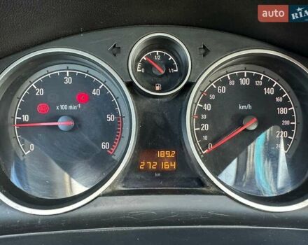 Серый Опель Зафира, объемом двигателя 1.7 л и пробегом 272 тыс. км за 6700 $, фото 7 на Automoto.ua