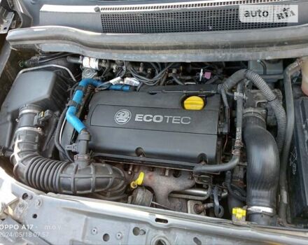 Серый Опель Зафира, объемом двигателя 1.6 л и пробегом 200 тыс. км за 7799 $, фото 22 на Automoto.ua