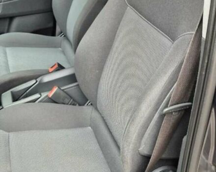 Серый Опель Зафира, объемом двигателя 1.8 л и пробегом 185 тыс. км за 6500 $, фото 18 на Automoto.ua