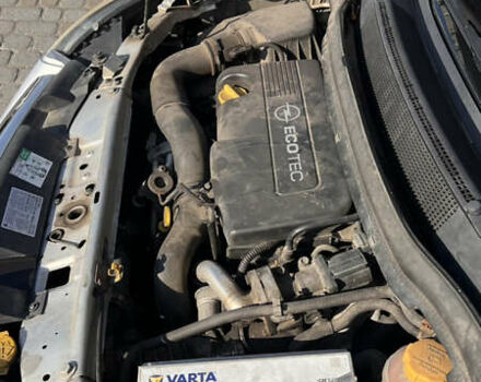 Серый Опель Зафира, объемом двигателя 1.7 л и пробегом 220 тыс. км за 6000 $, фото 22 на Automoto.ua